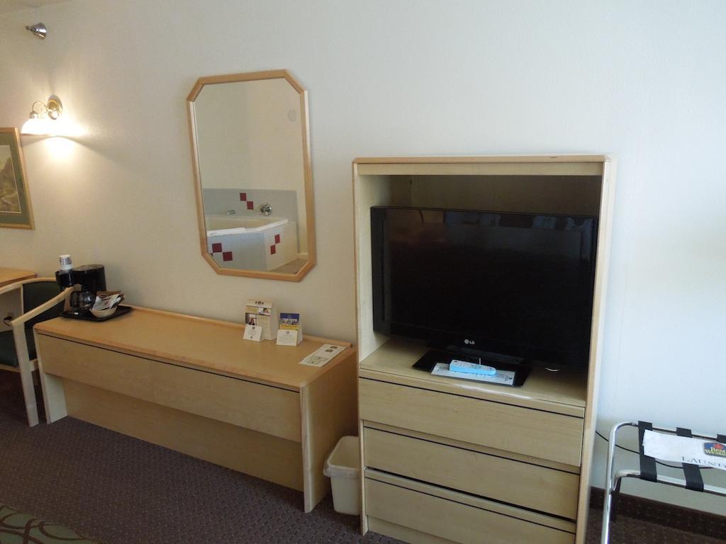 Inn At Lander, Travelodge By Wyndham Exterior foto